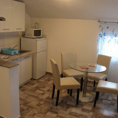 Apartments Anicic Coric Omišalj Zewnętrze zdjęcie